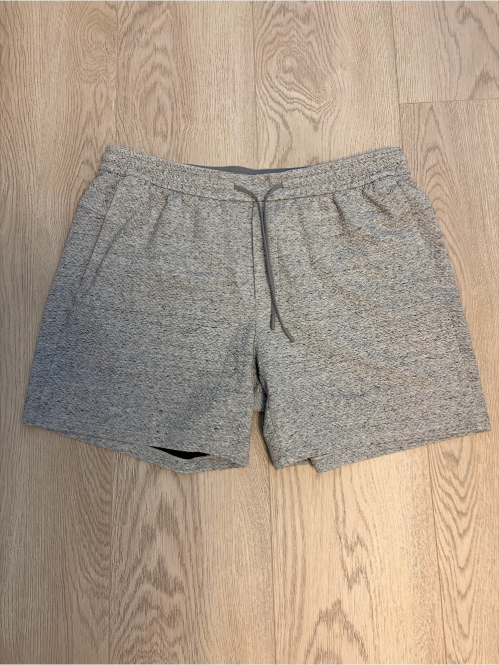 lululemon athletica Men's Heather Gray At-Ease 7”Shorts. Barely worn. Like new.